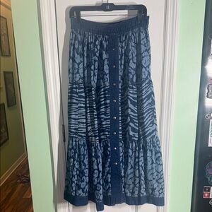 Gene Ewing Bis Blue Denim Animal Print Vintage Tiered Boho Maxi Skirt Size Med